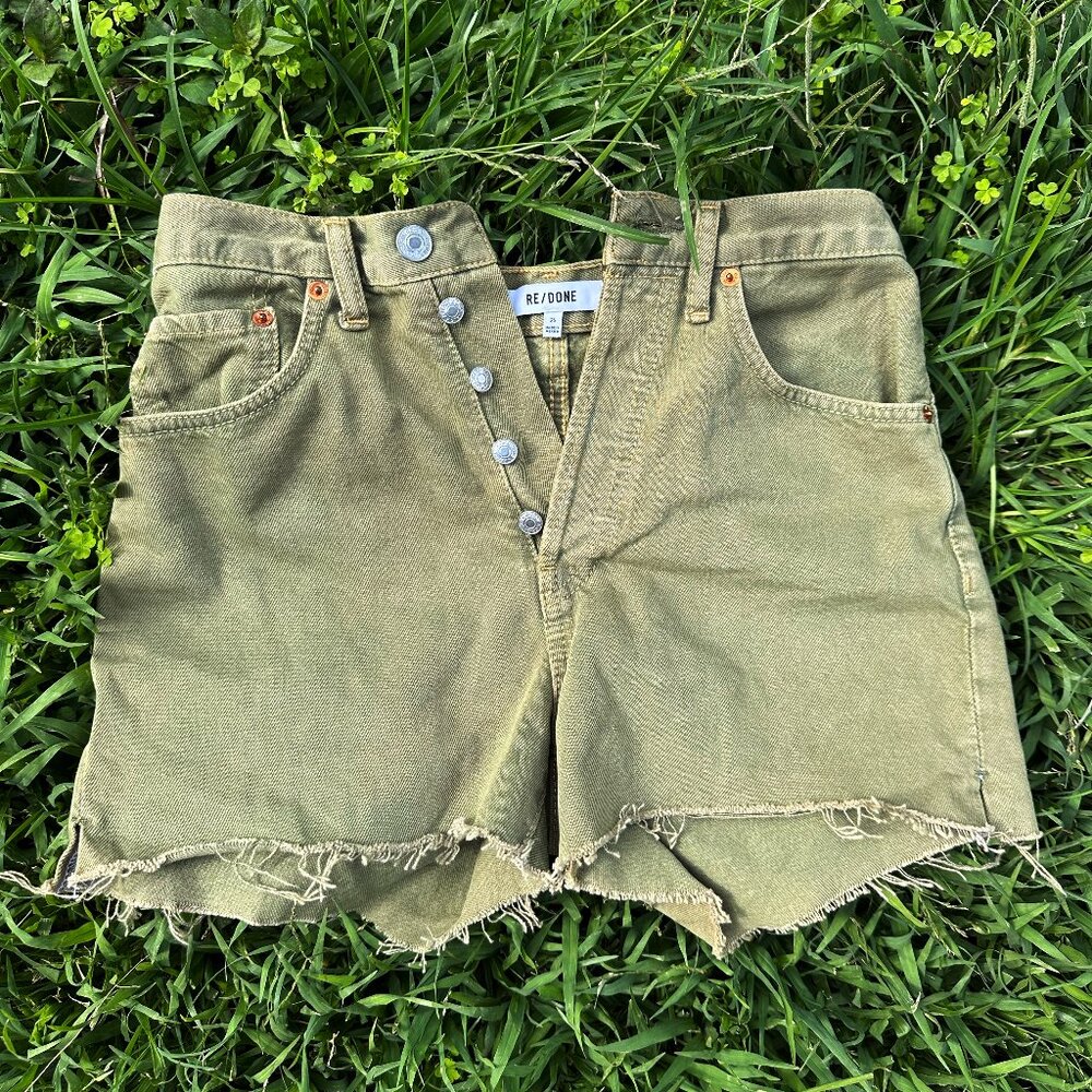 RE/DONE Original 50s Cutoff Shorts In Washed Sage Size 25